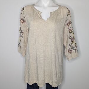 ✨3/$15 J Jill cream colorful floral embroidered 1/2 sleeve cotton blend top M